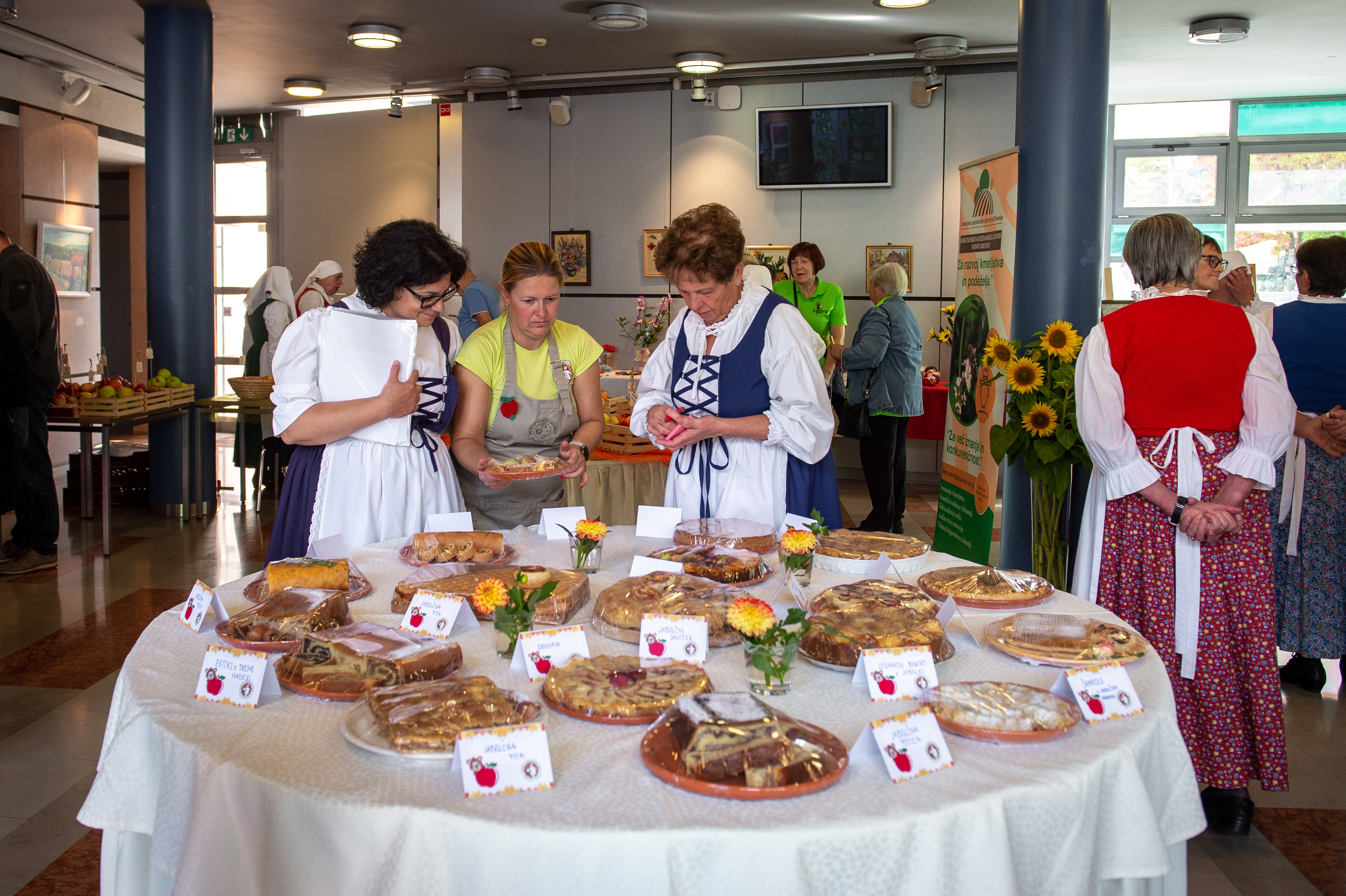 20221008_116971 Jabolčne dobrote, DPŽ Dolenjske Toplice